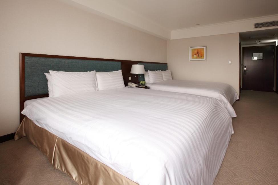 Fushin Hotel Taipei Room photo